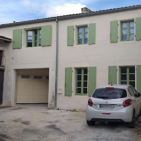 Suite De Charme Dans Une Maison Charentaise Cozes Luaran gambar